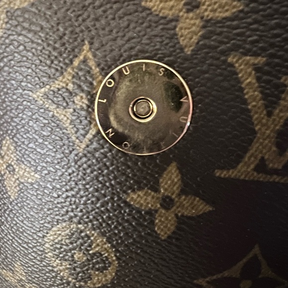 Louis Vuitton handbag - Picture 9 of 15